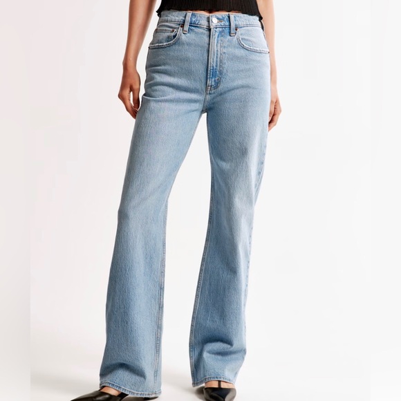 Abercrombie women’s high rise 90s relaxed jean size 26 - Picture 1 of 4